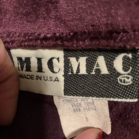 Purple Velvet Short Sleeved V Neck Top by MicMac, sz Small - Picture 3 of 3